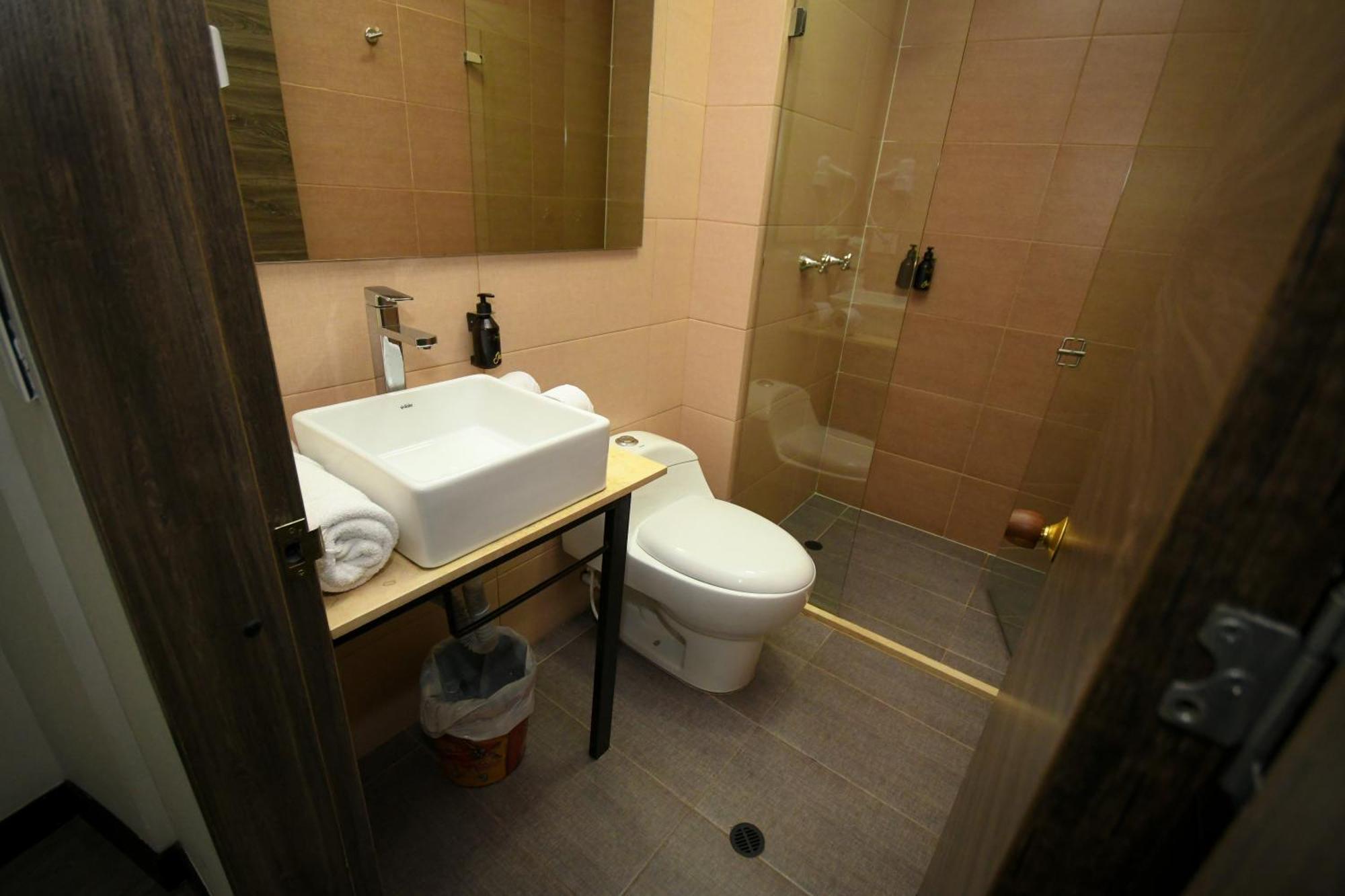Hotel American Visa Corporate 4*